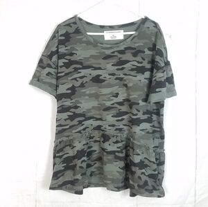 The sweatshirt project camo short sleeve tunic top
